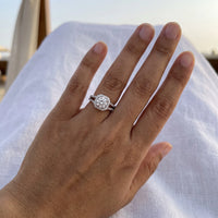Thumbnail for Anello con zirconi — foto indossata, misura reale, argento | SKU: 346060-4.5-silver