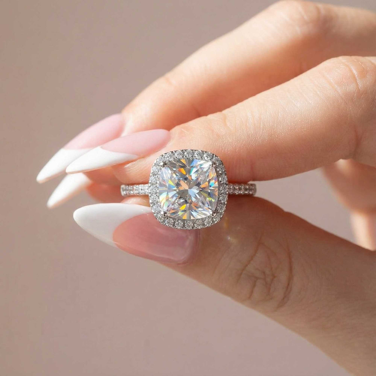 Silberner Zeitloser Ring