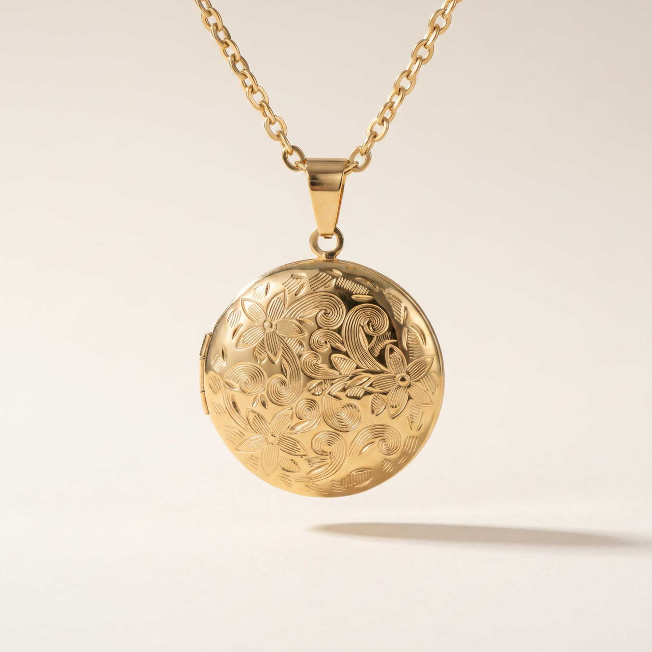Collier Médaillon Rond Fleuri