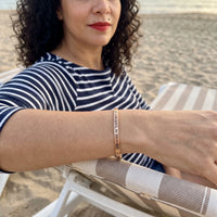 Thumbnail for Bracelet confiance en soi — photo portée un jour de détente, or rose | SKU: bgby-rg