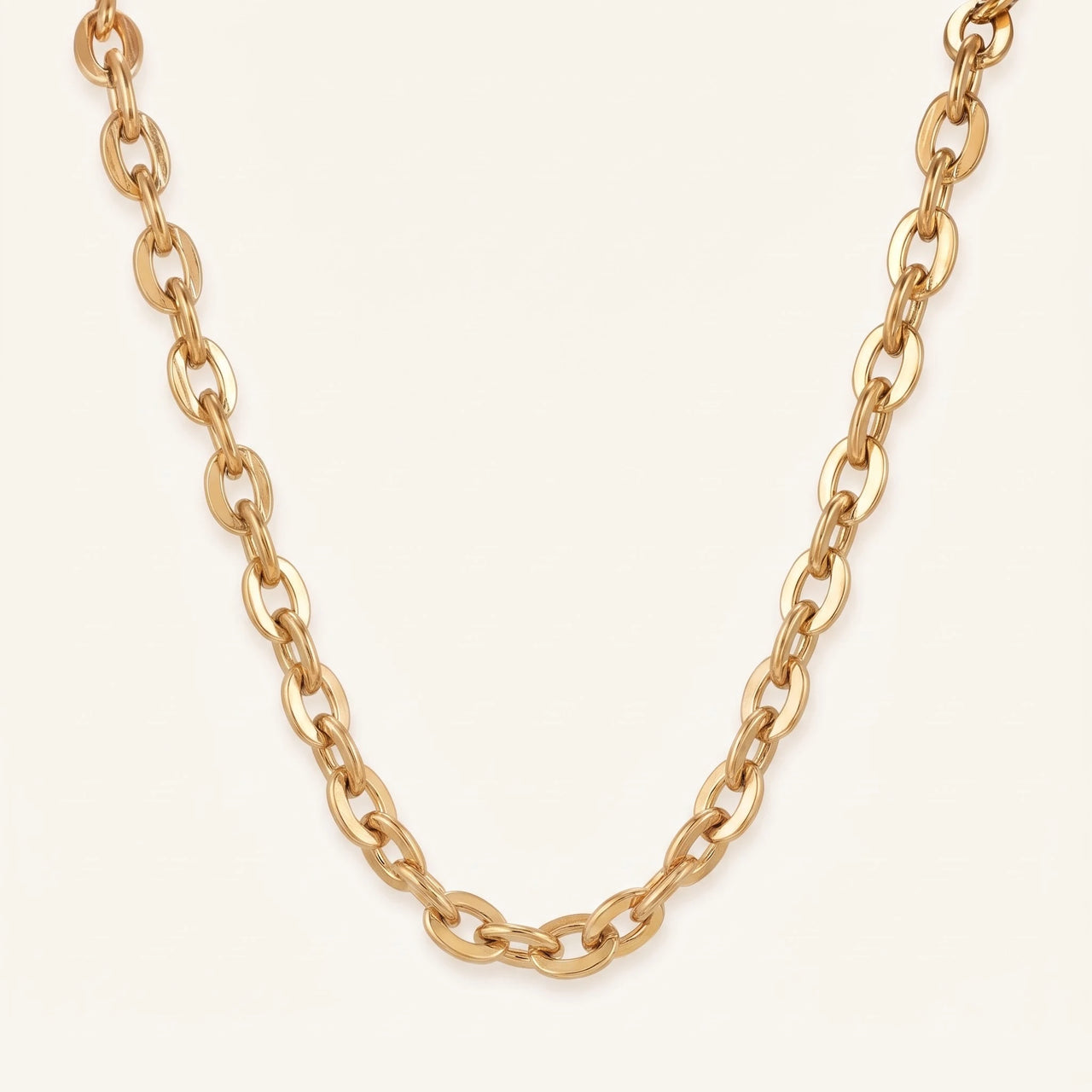 Collana catena — foto prodotto su sfondo bianco, oro | SKU: lachaine