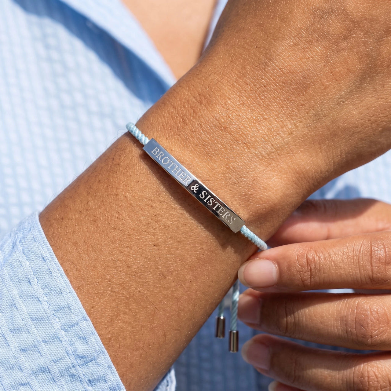 Le Ciel, silver bracelet — close up | SKU: leciel-wg