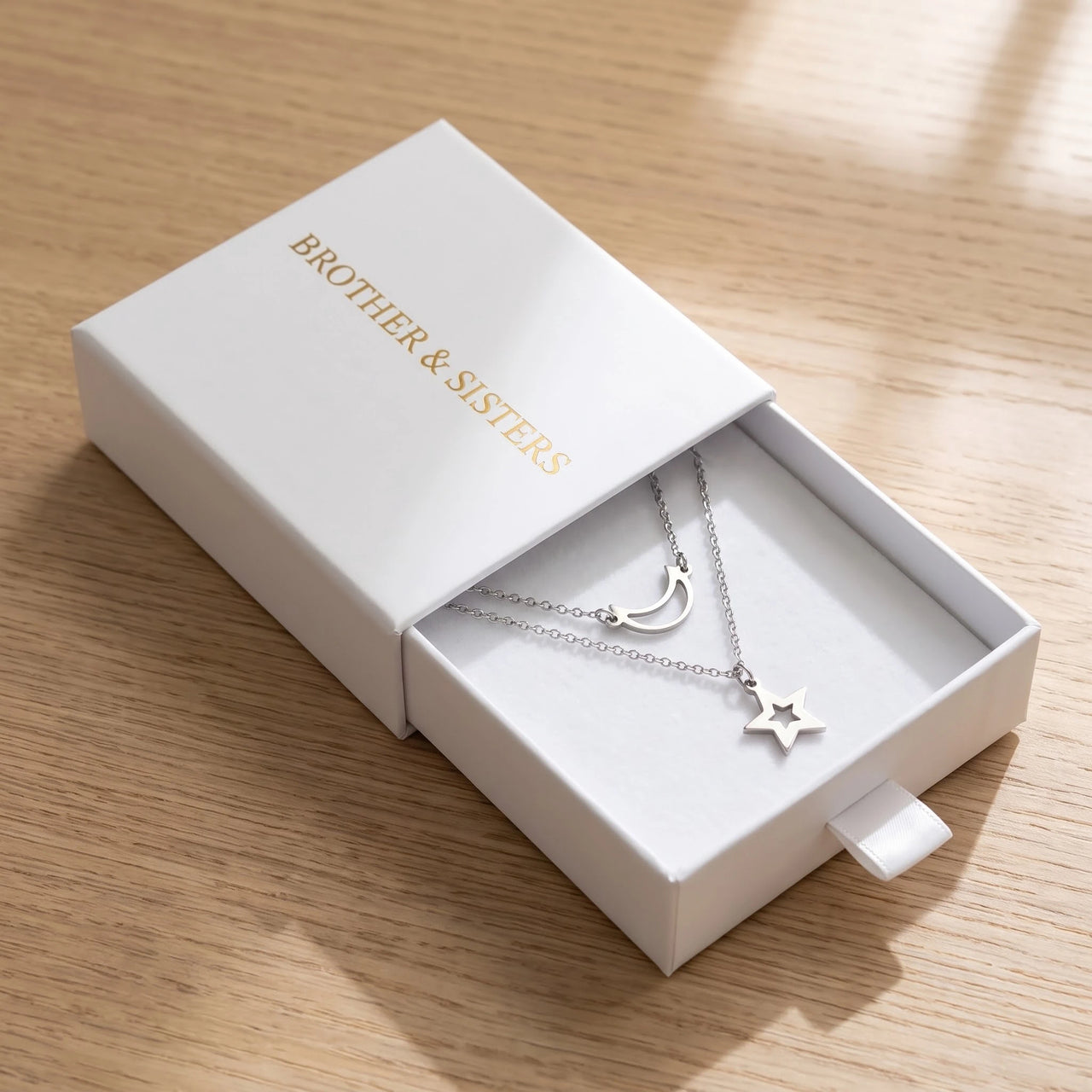 Moon & Star Necklace, silver necklace — gift box | SKU: letoile-wg