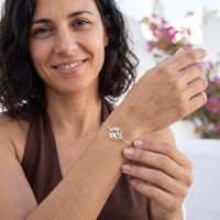 Thumbnail for Regalo per chi ama viaggiare — foto indossata nei gesti di tutti i giorni, argento | SKU: 22665062-white-gold