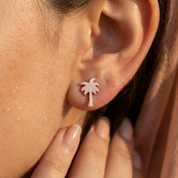 Thumbnail for Puces d'oreilles — gros plan sur les détails, or rose | SKU: 10287609-rose-gold-color