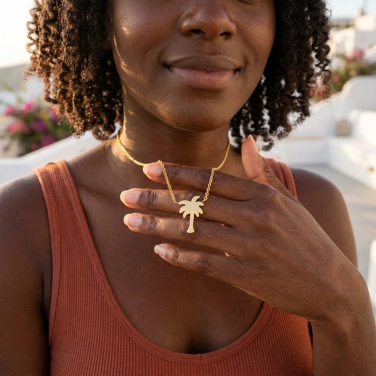 Collana palma — foto indossata nei gesti di tutti i giorni, oro | SKU: 8732822-gold-color