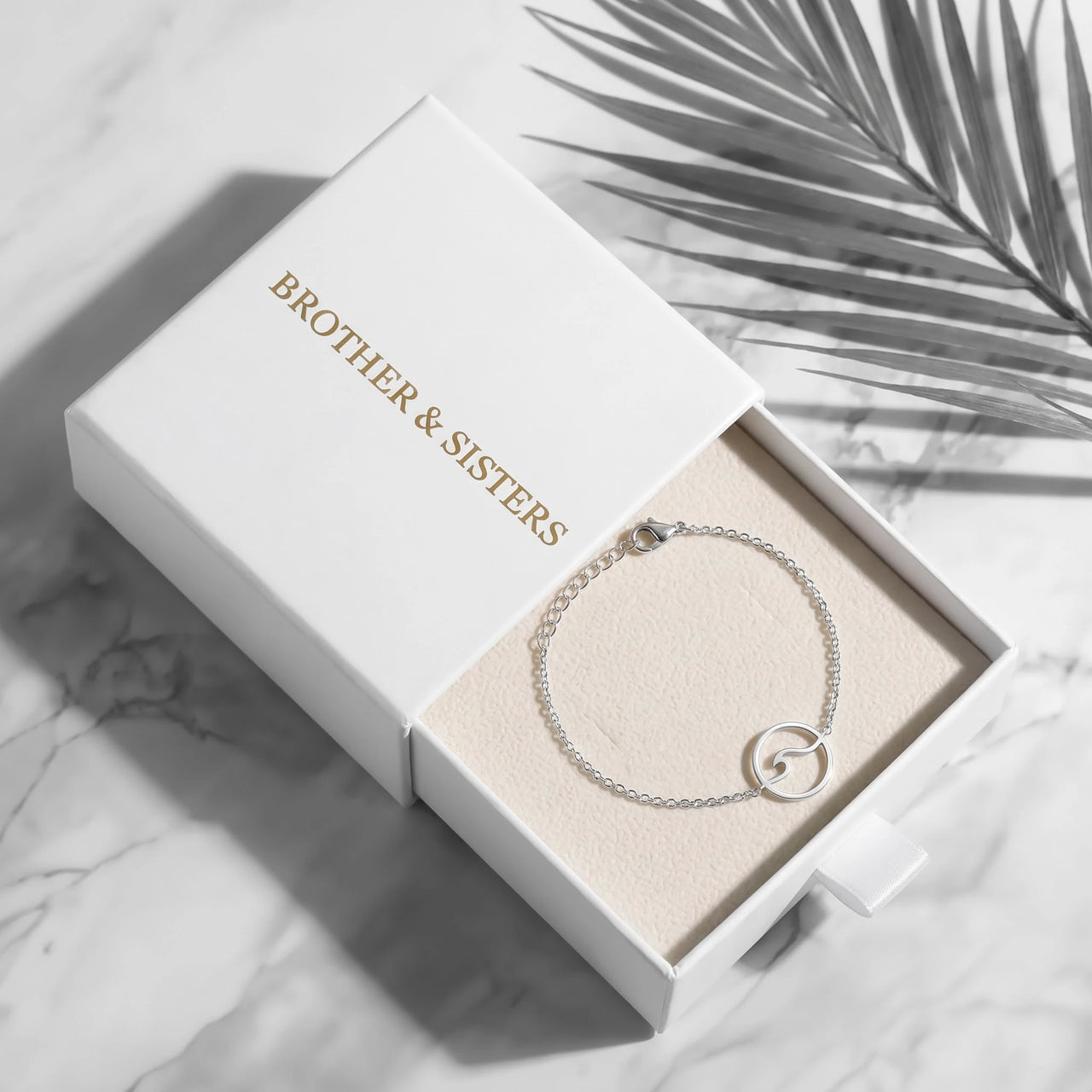 Bracciale onda — nella scatola regalo, argento | SKU: 17429078-white-gold