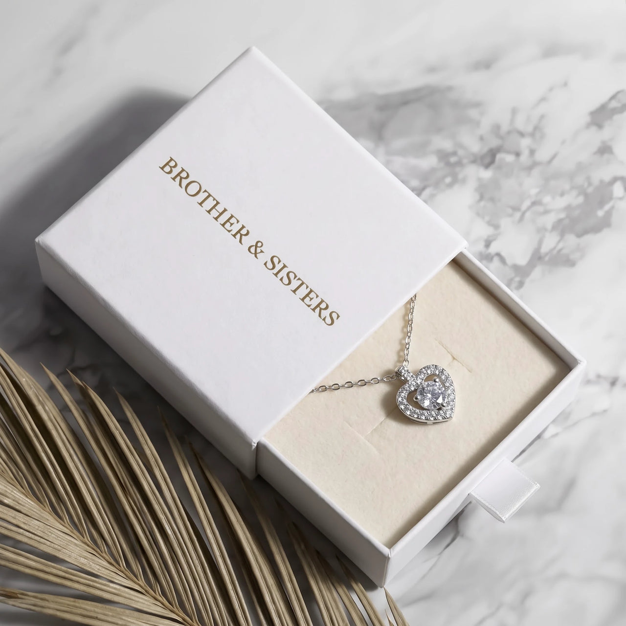 Collier coeur — dans l'écrin cadeau, argent | SKU: 505744