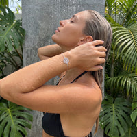 Thumbnail for Bracciale albero della vita — foto indossata sotto la doccia, waterproof, argento | SKU: 18963309-white-gold